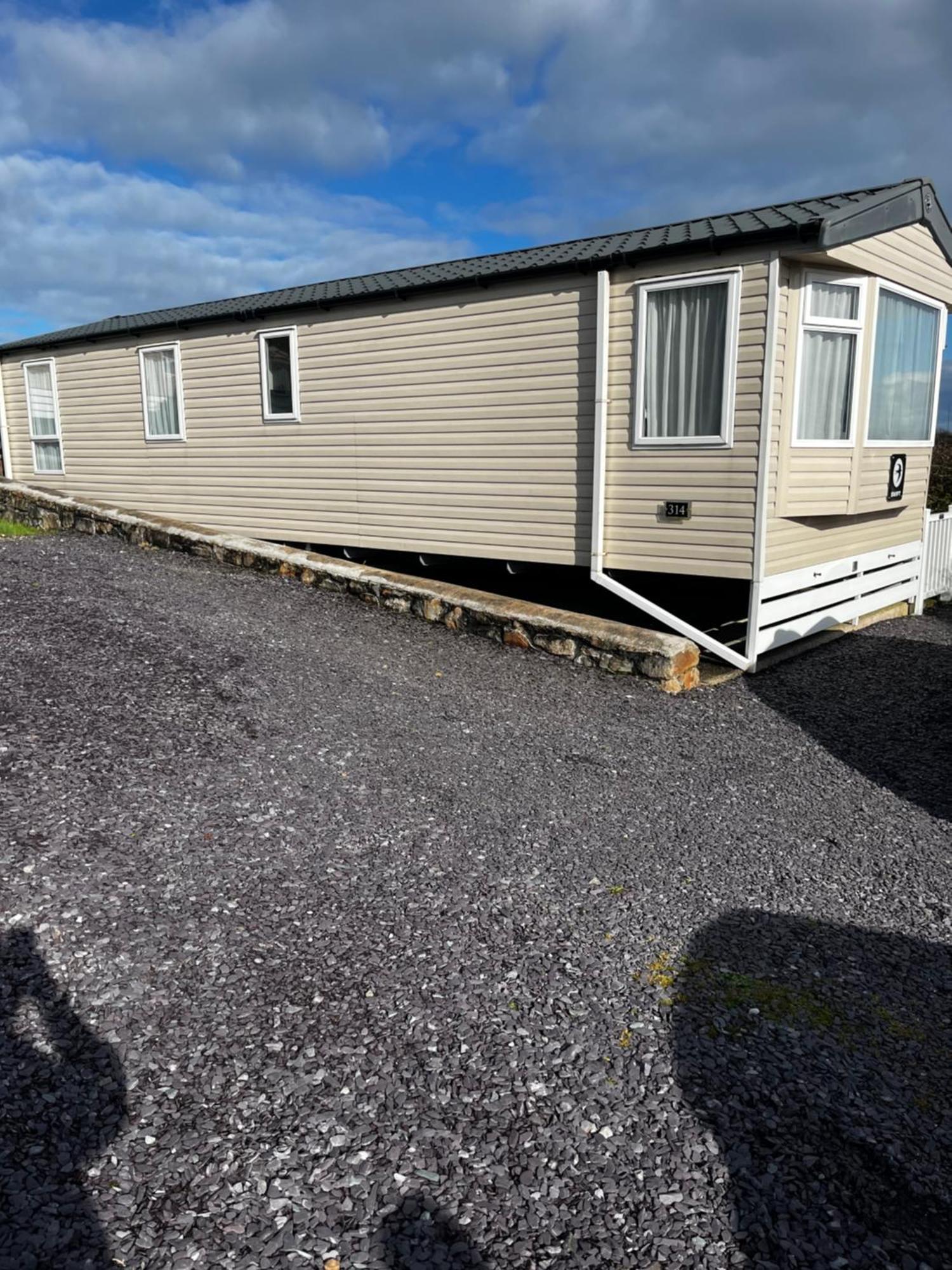 Ger-Y-Bwlch - Spacious Static On 5Star Site With Swimming Pool Benllech Luaran gambar